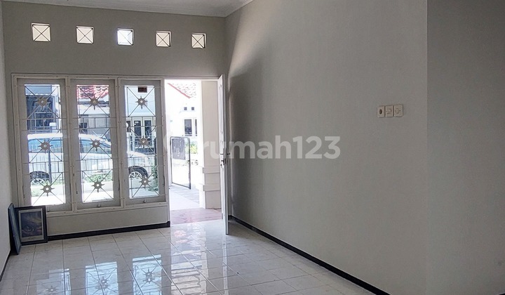 Sewa Rumah Siap Huni di Galaxy Bumi Permai (Araya 2) dekat Merr 3