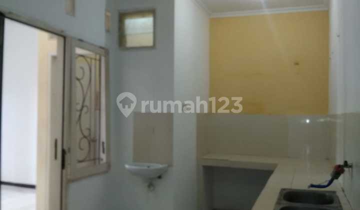 Jual Rumah 1 lantai di Griya Pesona Asri, Medokan Ayu 5