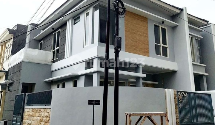 Rumah Baru Sutorejo 2 lantai dekat Pakuwon City
