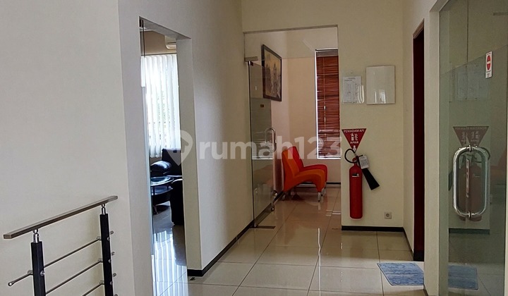 Jual Rumah Kantor di Surabaya Pusat, Jalan Sriwijaya