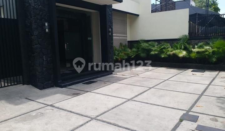 Jual Rumah Kantor di Surabaya Pusat, Jalan Sriwijaya