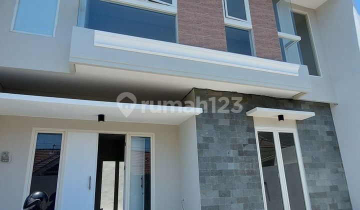 Rumah Sutorejo Prima 2 lantai Baru Gress dekat Mulyosari Rumah Sutorejo Prima 2 lantai Baru Gress dekat Mulyosari