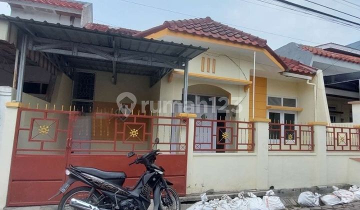 Ready-to-Occupy House in Mulyosari Near Pakuwon City and Its Ready-to-Occupy House in Mulyosari Near Pakuwon City and Its