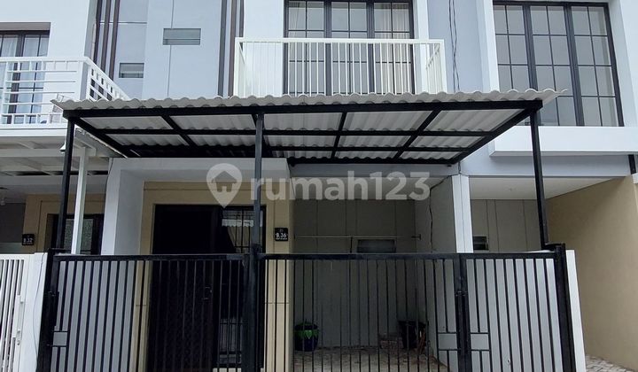 Rumah Minimalis di Babatan Pantai Ada Ac Dkt Pakuwon City, Mulyosari Rumah Minimalis di Babatan Pantai Ada Ac Dkt Pakuwon City, Mulyosari