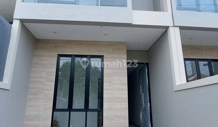 Rumah Baru Gress di Sutorejo dekat Pakuwon City, Row Lebar 1