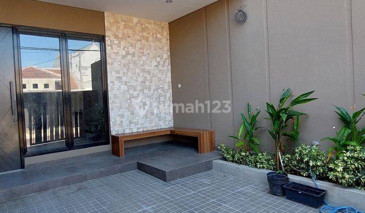 Rumah Baru Modern Minimalsi Di Nirwana Eksekutif 2