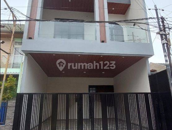 Rumah Baru Gress Mewah Dekat Pakuwon City 1