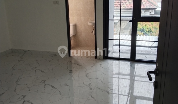 Rumah Baru Di Semolowaru, Lokasi Strategia 2