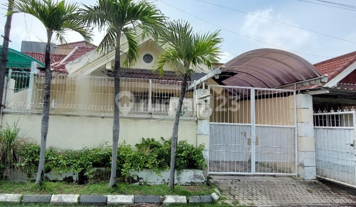 Ready-to-Occupy House in Sutorejo (Mulyosari area), East Surabaya Ready-to-Occupy House in Sutorejo (Mulyosari area), East Surabaya