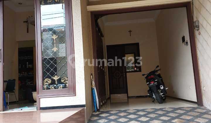 Ready-to-Live House in Tidar Area, Central Surabaya