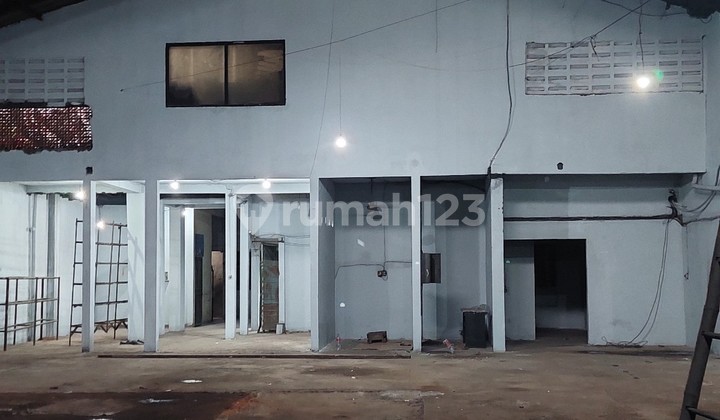 Ready-to-Use Warehouse and Office in Lebak Near Kenjeran Ready-to-Use Warehouse and Office in Lebak Near Kenjeran