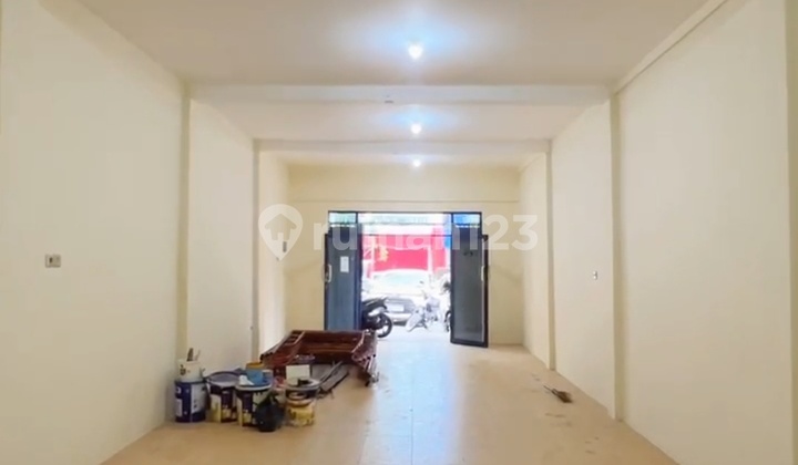 2-Story Shop House in Mulyosari, Ready to Use, Roadside