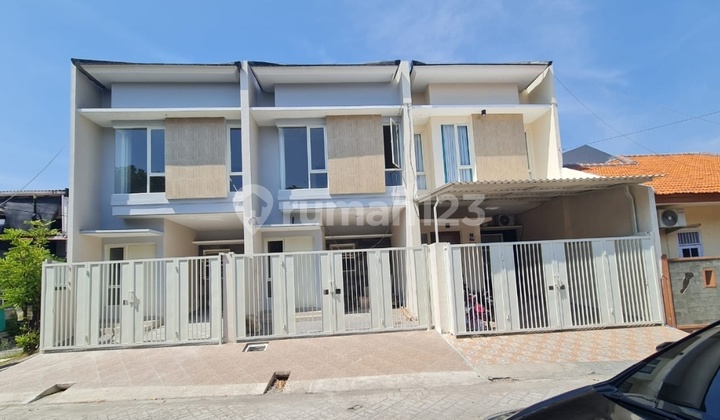 Rumah Baru 2 Lantai di Rungkut Dekat Upn