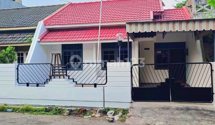 Rumah Nginden Intan Siap Huni, Row Jalan Lebar