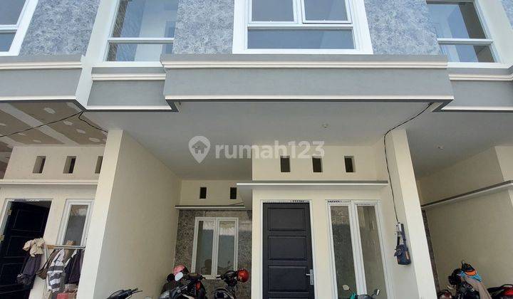 Rumah Baru Ploso Timur 1 M, Lokasi Strategis 1