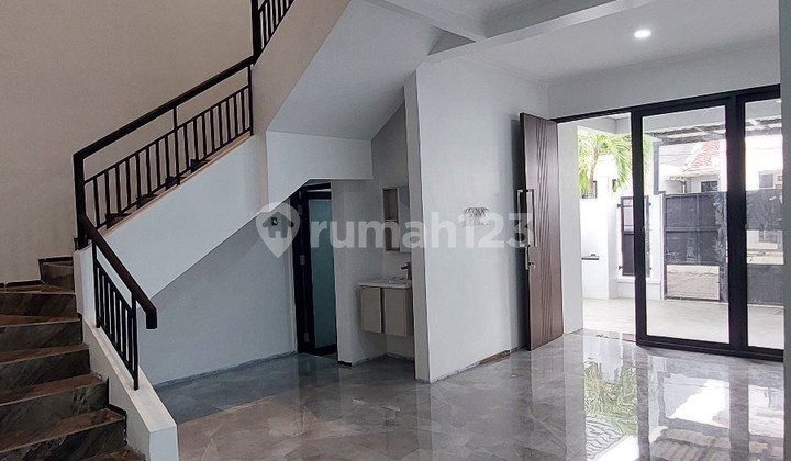 Rumah Baru di Dharmahusada Dekat Pakuwon City, Mulyosari 2