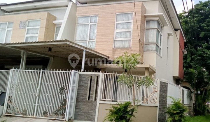 Rumah Furnish Siap Huni di Manyar Dekat Temgah Kota