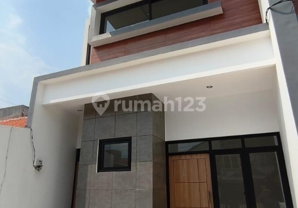 Rumah Baru 2 Lantai di Tenggilis Mejoyo Dekat Universitas Ubaya 2