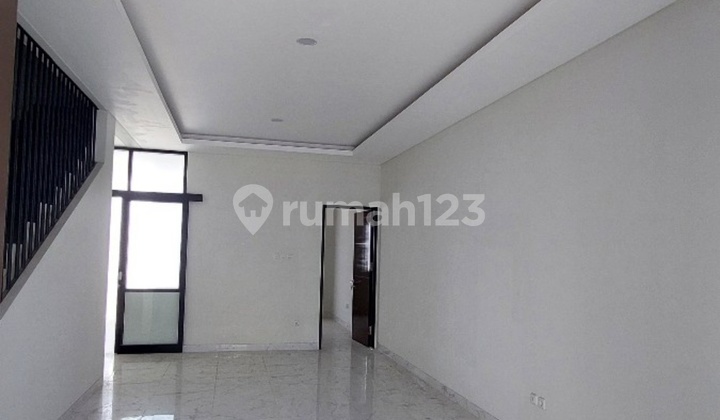 Rumah Baru Desain Lega di Lebak Dkt Kenjeran, Kapasan 2