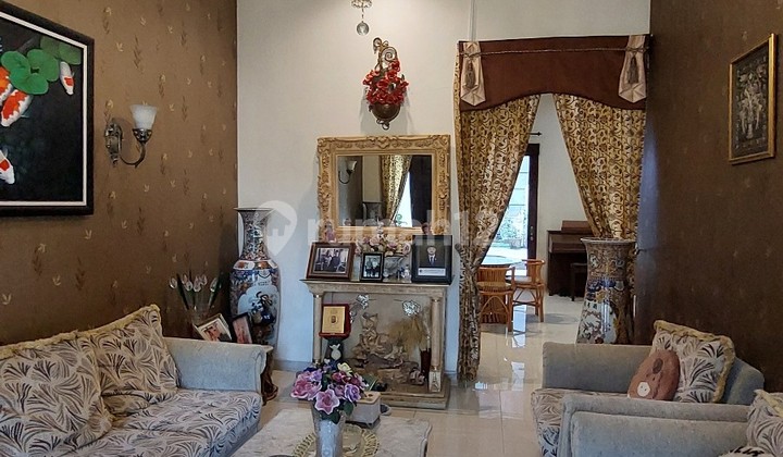 Pakuwon City Exclusive Environment, Close to the Mall.