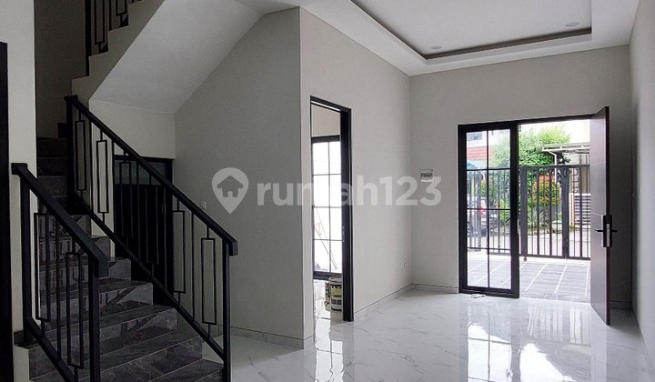 Rumah Baru 2 Lantai Pantai Mentari | 4+1 Kt. Dekat Pakuwon City 2