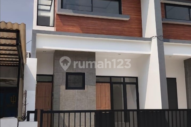 Rumah Baru 2 Lantai di Tenggilis Mejoyo Dekat Universitas Ubaya Rumah Baru 2 Lantai di Tenggilis Mejoyo Dekat Universitas Ubaya