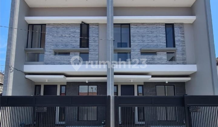 New House in Klampis Semolo Near Raya Merr New House in Klampis Semolo Near Raya Merr