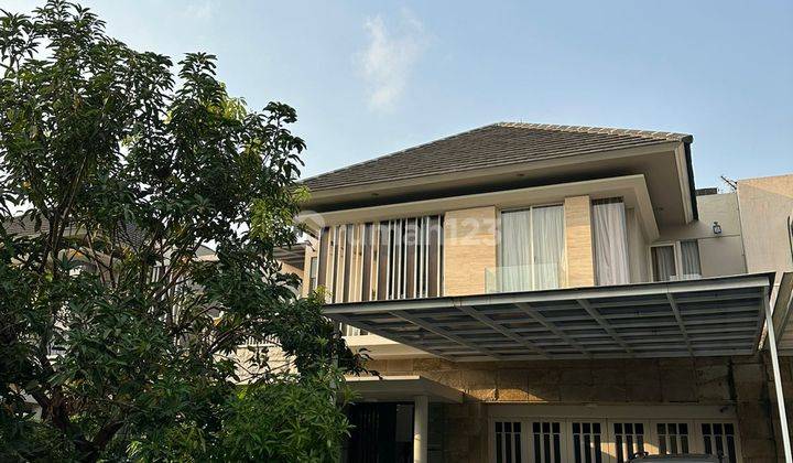 Rumah Bagus Terawat Di Royal Residence, Wiyung 1