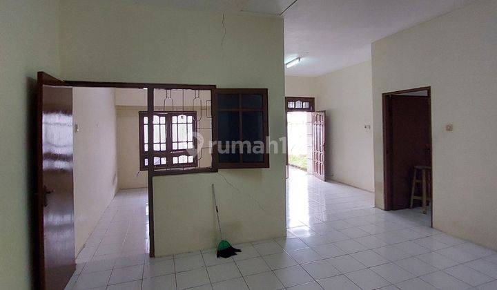 Sewa Rumah Mulyosari Dekat Sekolah Dan Mall 2