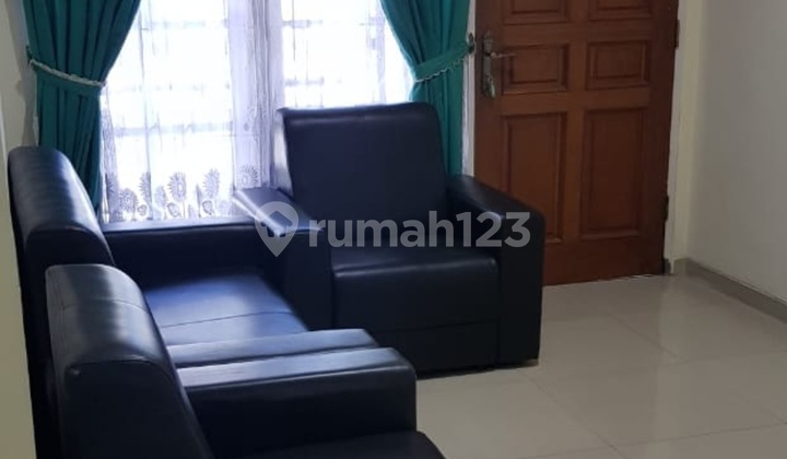 Ready-to-Occupy House in Klampis (Wisma Mukti), Quiet Neighborhood