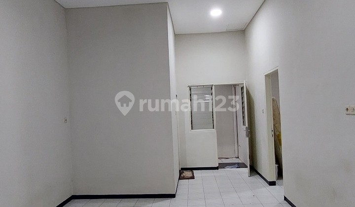 Rumah Siap Huni di Lebak Indah Dekat Kenjeran dan Kapasan