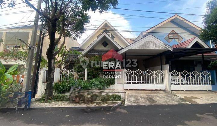 Dijual Rumah 2 Lantai di Camar, Bintaro Sektor 3 Lokasi Bagus 1