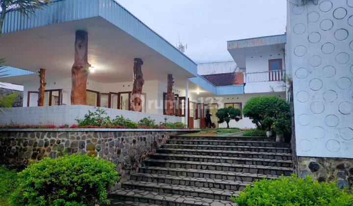 Villa cantik terawat siap huni di Tretes 1