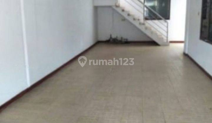 Rumah 2lantai siap huni lokasi terbaik dekat kampus ternama 2