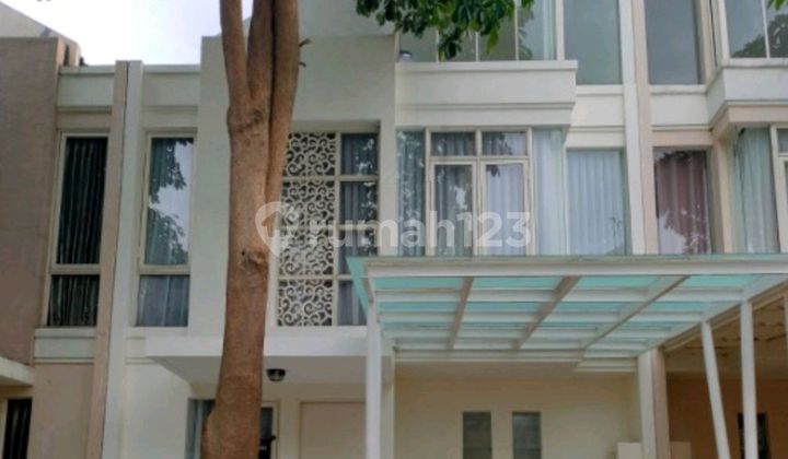 Rumah Bagus 2Lantai Pakuwon City Rumah Bagus 2Lantai Pakuwon City