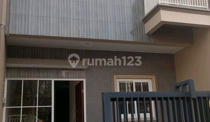 Good New House with SHM Ready to Occupy in Mulyosari Good New House with SHM Ready to Occupy in Mulyosari