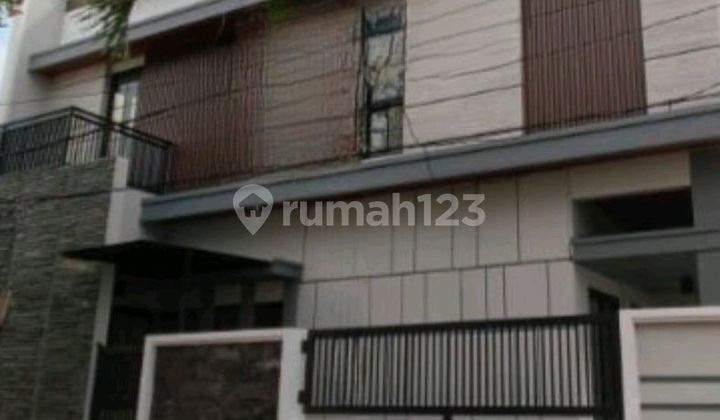 Rumah Baru 2lantai Bagus SHM di Manyar Rumah Baru 2lantai Bagus SHM di Manyar