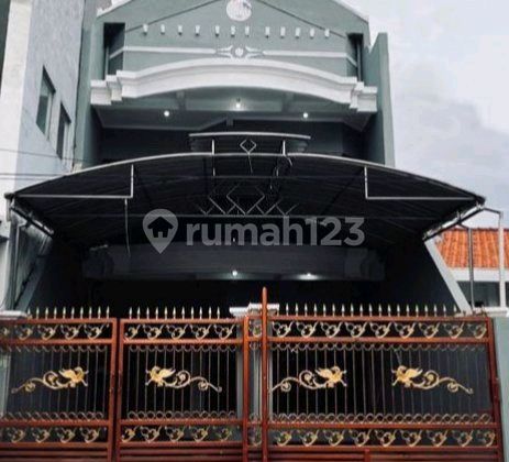 Rumah Ngagel Bagus Siap Huni Tengah Kota  1