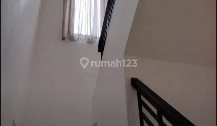 Rumah Bagus Hanya Lima Menit Dari Pintu Toll Di Legenda Wista 2