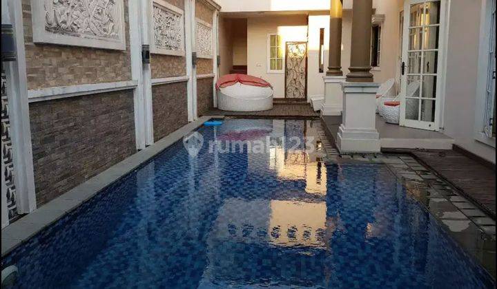 Rumah mewah murah banget ada kolam renangnya di Kota Wisata 1