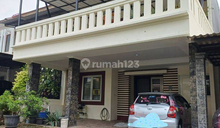 Rumah bagus furnis siap huni hanya lima menit ke pintu toll di Kota Wisata 1