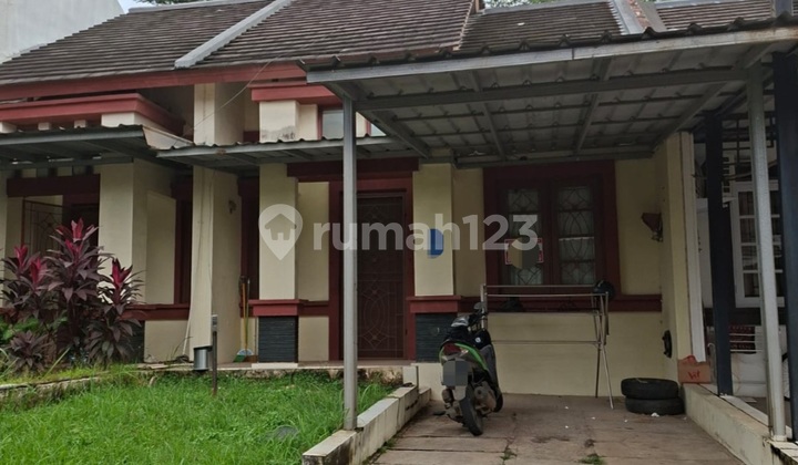 Rumah Bagus Siap Huni Hanya Lima Menit ke Pintu Tol di Kota Wisata