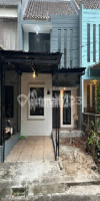 Rumah Bagus Di Raffles Hills Hanya Lima Menit Ke Tol Cibubur Dan Lrt 2