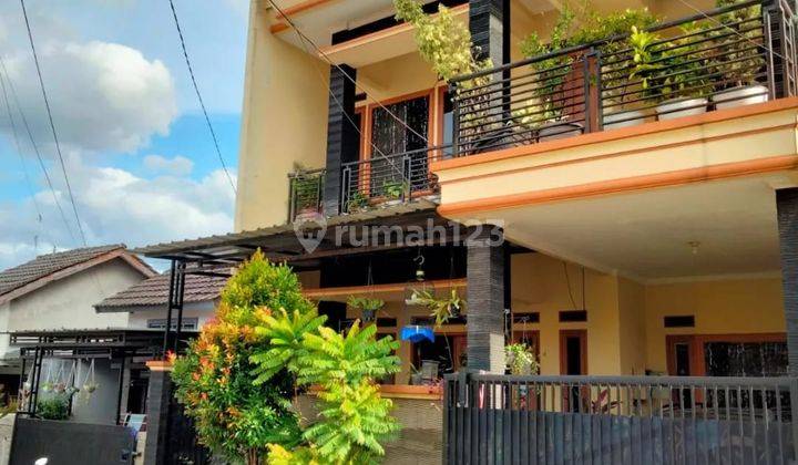 Rumah 3 Lantai Bagus SHM di Permata Kopo 3, Bandung 2