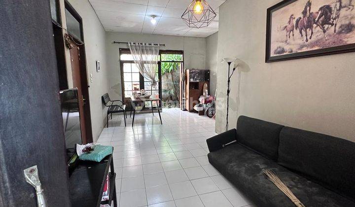 Dijual Rumah Minimalis Lama di Taman Kopo Indah 2