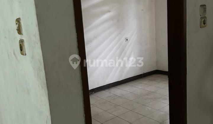 Disewa Ruko 2 Lantai di Taman Holis Indah, Bandung Disewa Ruko 2 Lantai di Taman Holis Indah, Bandung