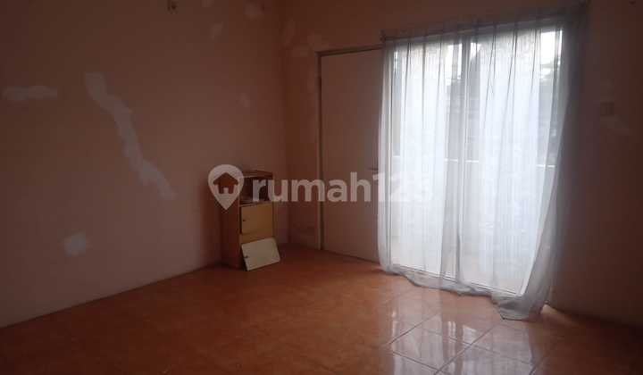 For Sale 3-Story Shop House in Taman Rahayu, Kopo Bandung