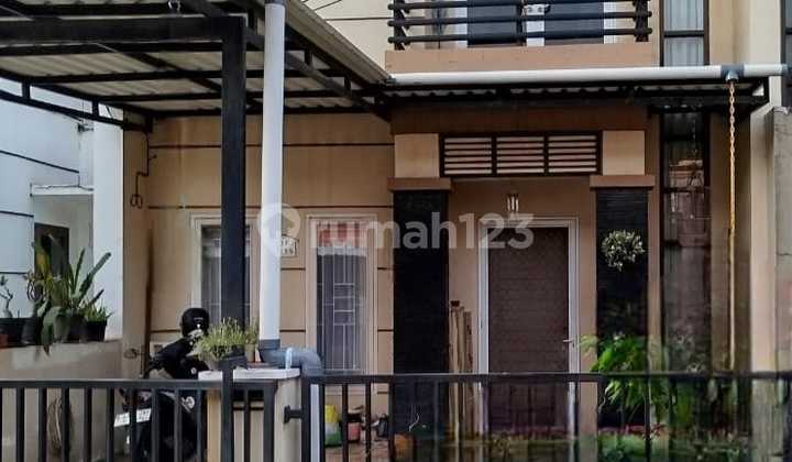 For Sale 2-Story Semi-Furnished House in Sector 7C Gading Serpong. 1