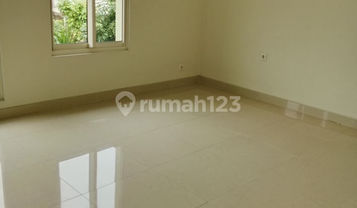 For Sale 2-Story House in Maxwell Cluster, Gading Serpong 2