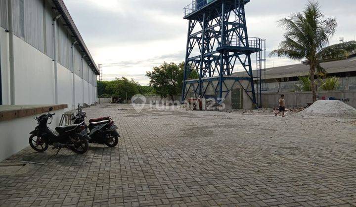 Gudang Loading Dock di Lemahabang Cikarang 2